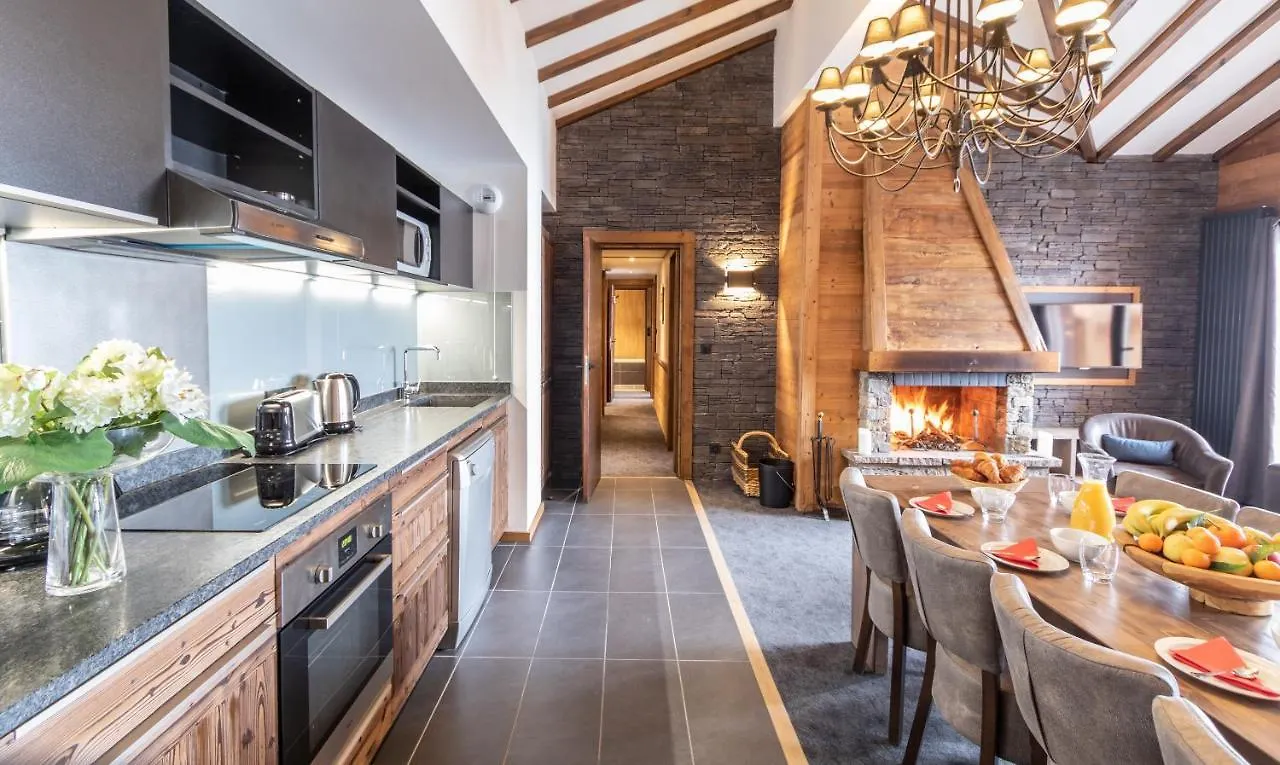 الشقق الفندقية Chalet Altitude فال تورُن